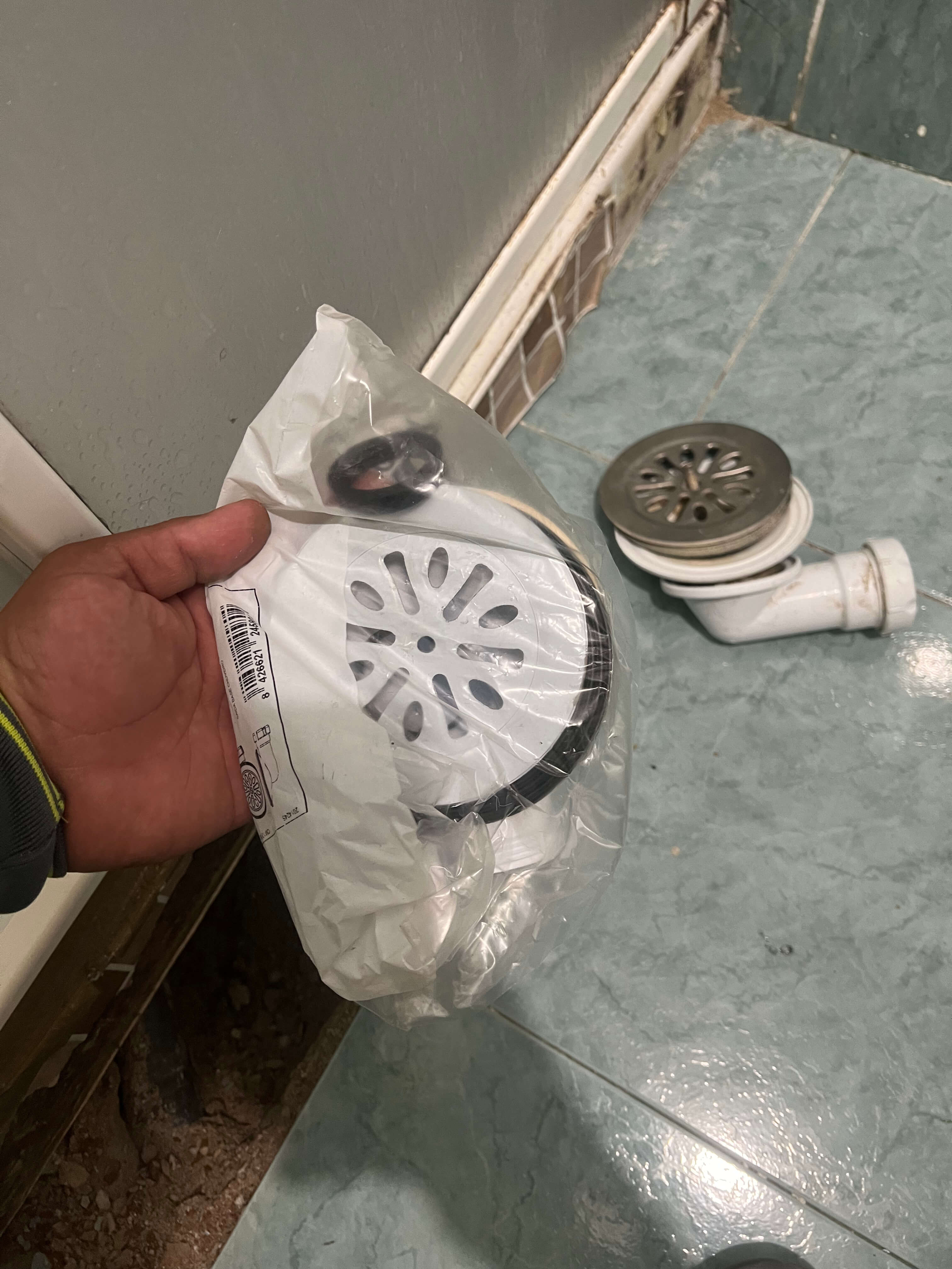 Cambio válvula ducha Covaresa Valladolid fontanero